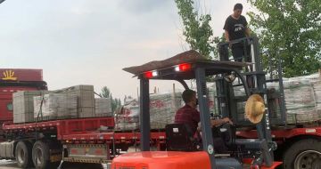 巴中 黄金麻冰裂纹，地铺石装车