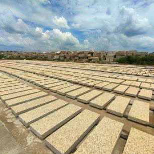 巴中 黄金麻荔枝面花岗岩石材地铺石防护中