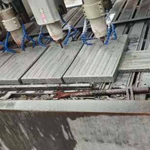 巴中 芝麻白花岗岩荔枝面盲道雕刻