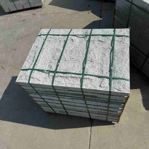 巴中 白麻花岗岩石材自然面蘑菇石成品