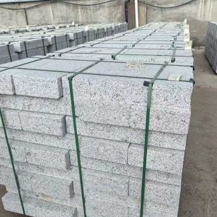 巴中 白麻花岗岩路沿石，弧形路沿石，道牙石，马路牙子，界石，路缘石，平沿石，直岩石，平缘石等