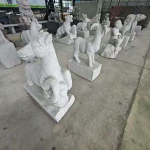 巴中 芝麻白花岗岩造型立体雕刻——十二生肖