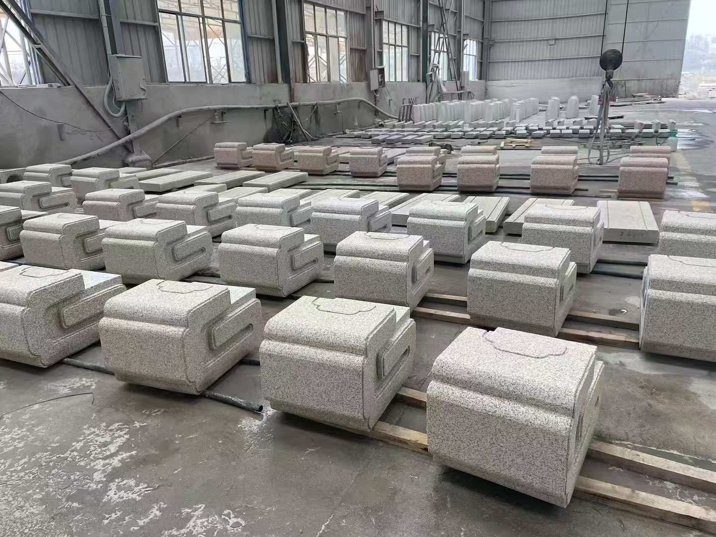 巴中 白麻花岗岩异形加工-石凳，坐凳