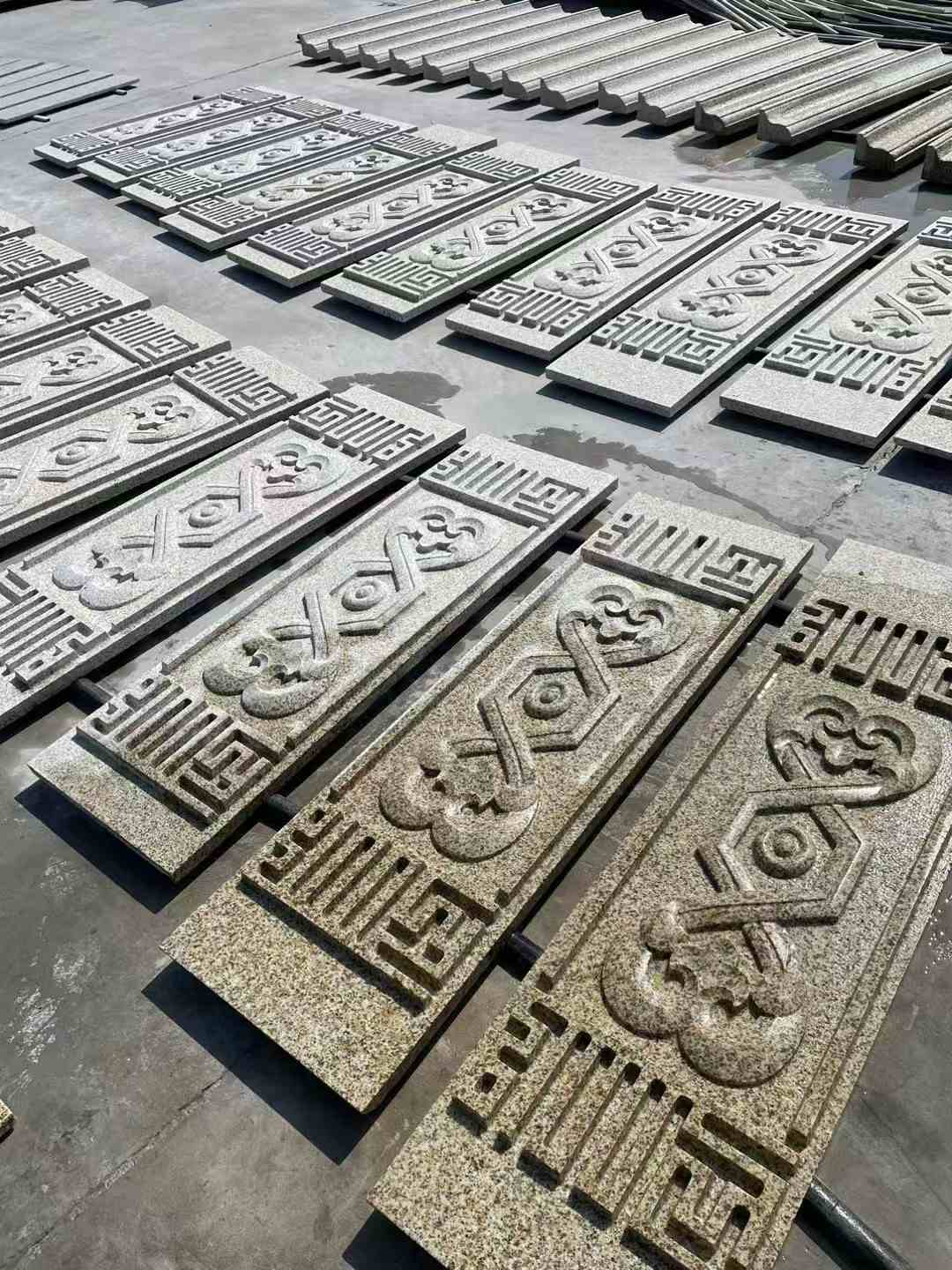 巴中 黄金麻花岗岩外墙雕刻板