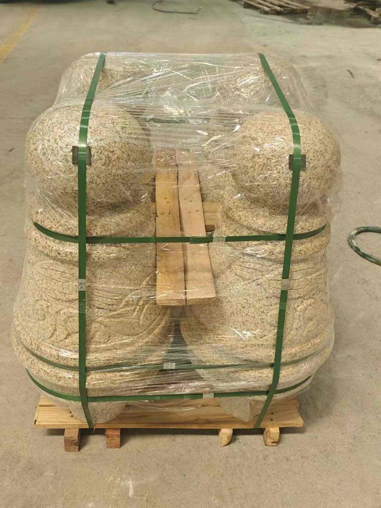 巴中 黄金麻异形定制雕花——棒棒糖挡车柱