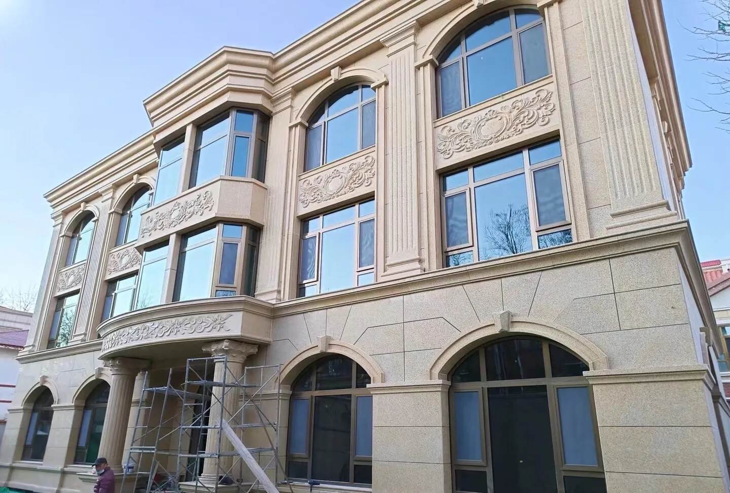 巴中 黄金麻花岗岩别墅外墙干挂