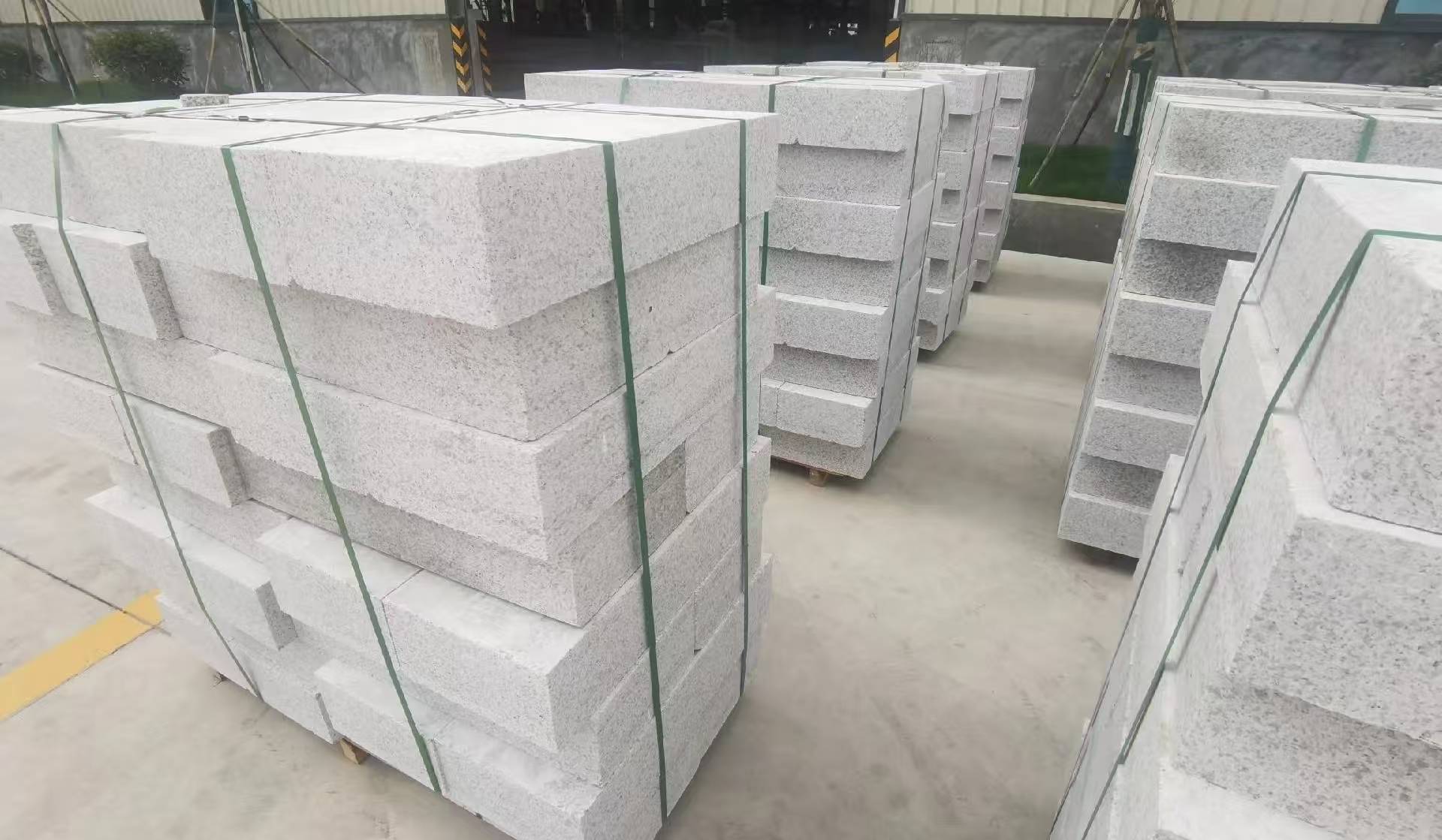 巴中 白麻花岗岩路沿石，立缘石，平缘石，路牙石，道牙石，马路牙子等